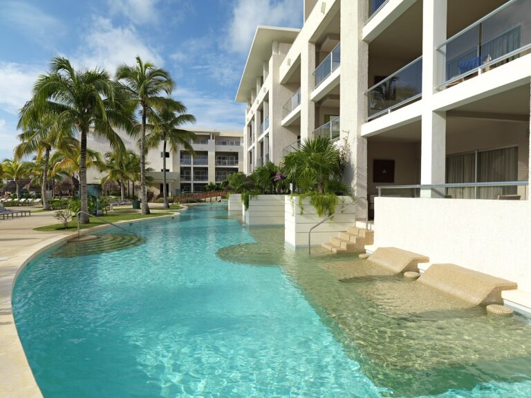 110bParadisusPlayaDelCarmen_LaEsmeralda-Swin_Up_Ext