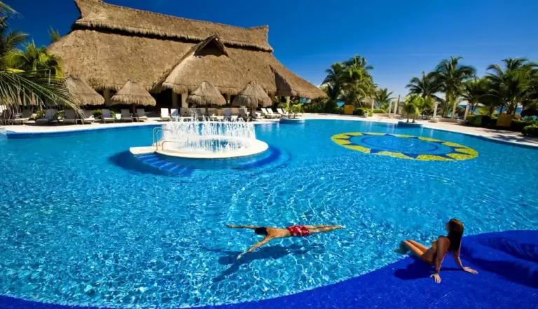 cataloniaroyaltulum_pool1_2