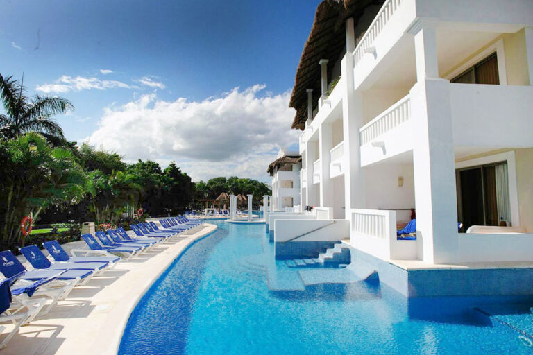 grandriviera_pool4