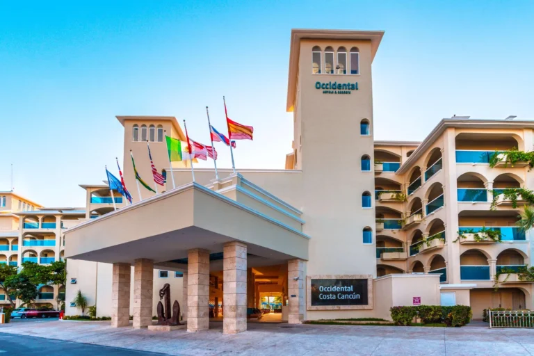 https___photos.hotelbeds.com_giata_original_00_007895_007895a_hb_a_014